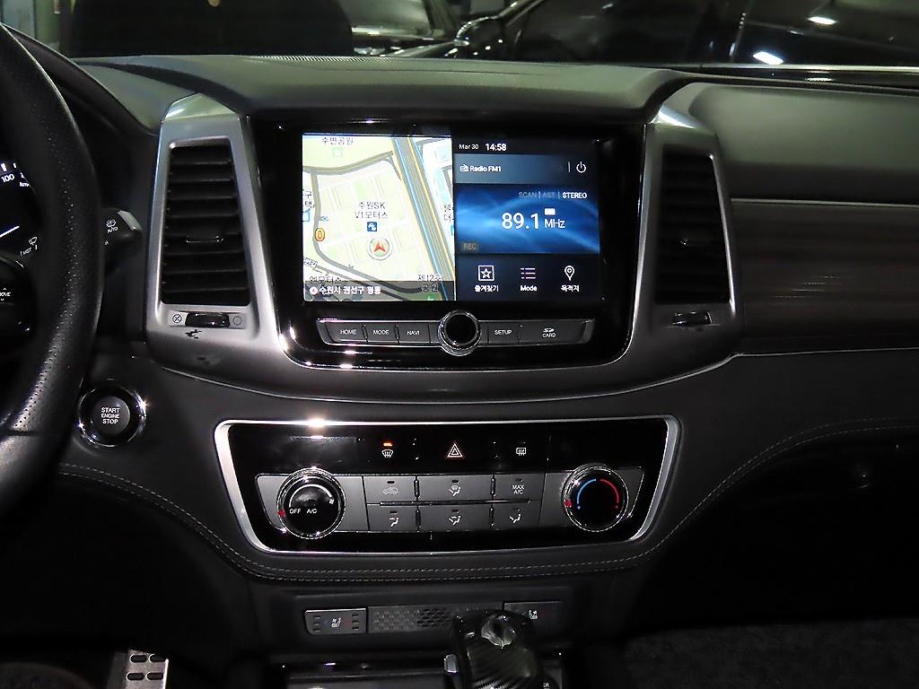 Ssangyong Rexton - Vista 11