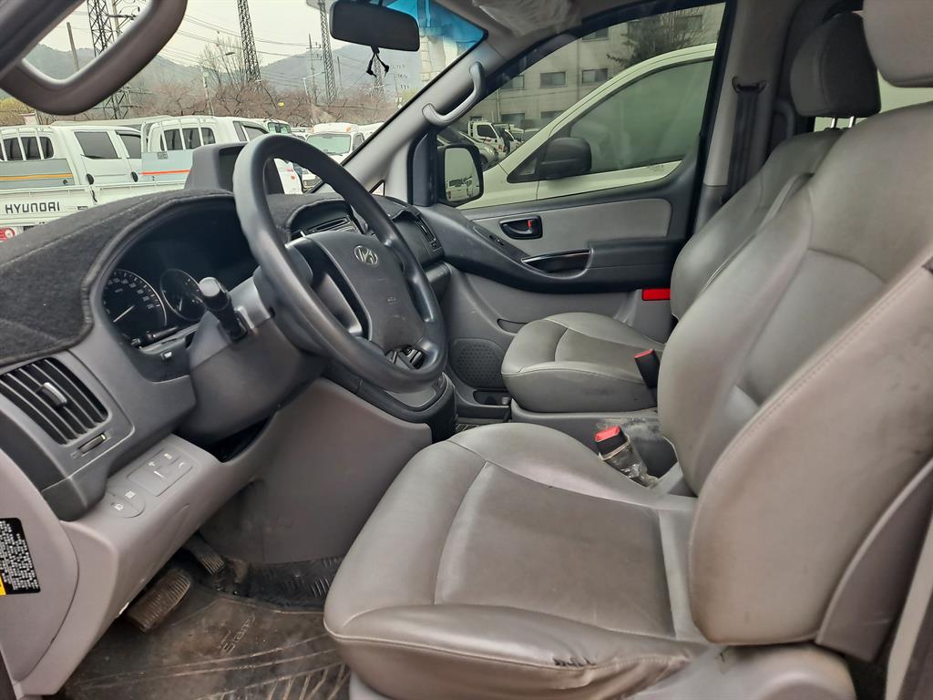 HYUNDAI Starex 2018 Plateado - Importación desde Corea - HF Imports Iquique - Foto 18