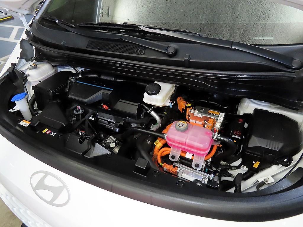 HYUNDAI Staria 2025 Blanco - Importación desde Corea - HF Imports Iquique - Foto 18