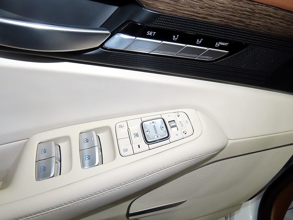 Genesis G90 2019 Blanco - Importación desde Corea - HF Imports Iquique - Foto 13