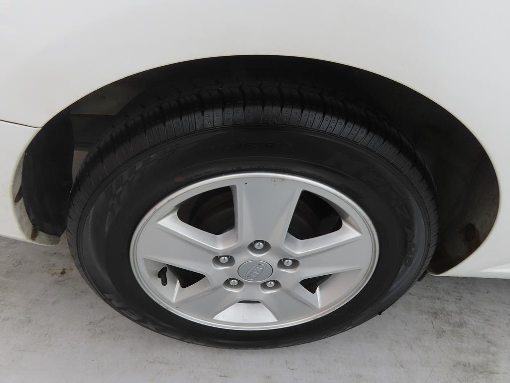 KIA Forte 2011 Blanco - Importación desde Corea - HF Imports Iquique - Foto 20