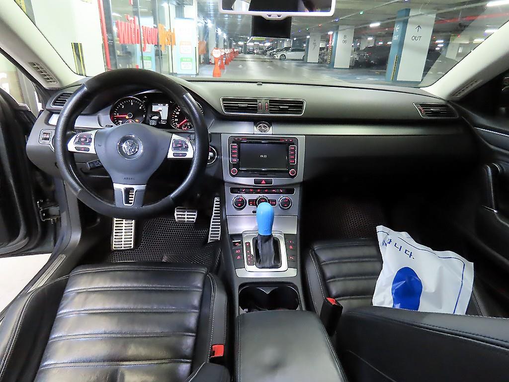 Volkswagen CC - Vista 10