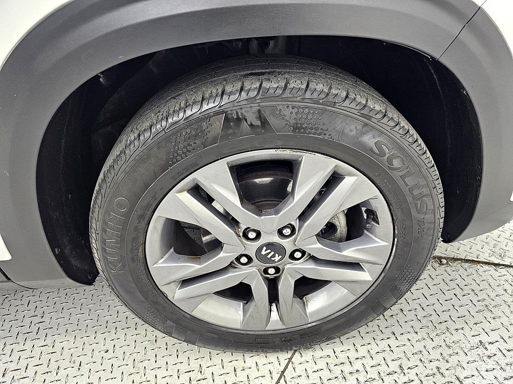 KIA Seltos 2022 Blanco - Importación desde Corea - HF Imports Iquique - Foto 20