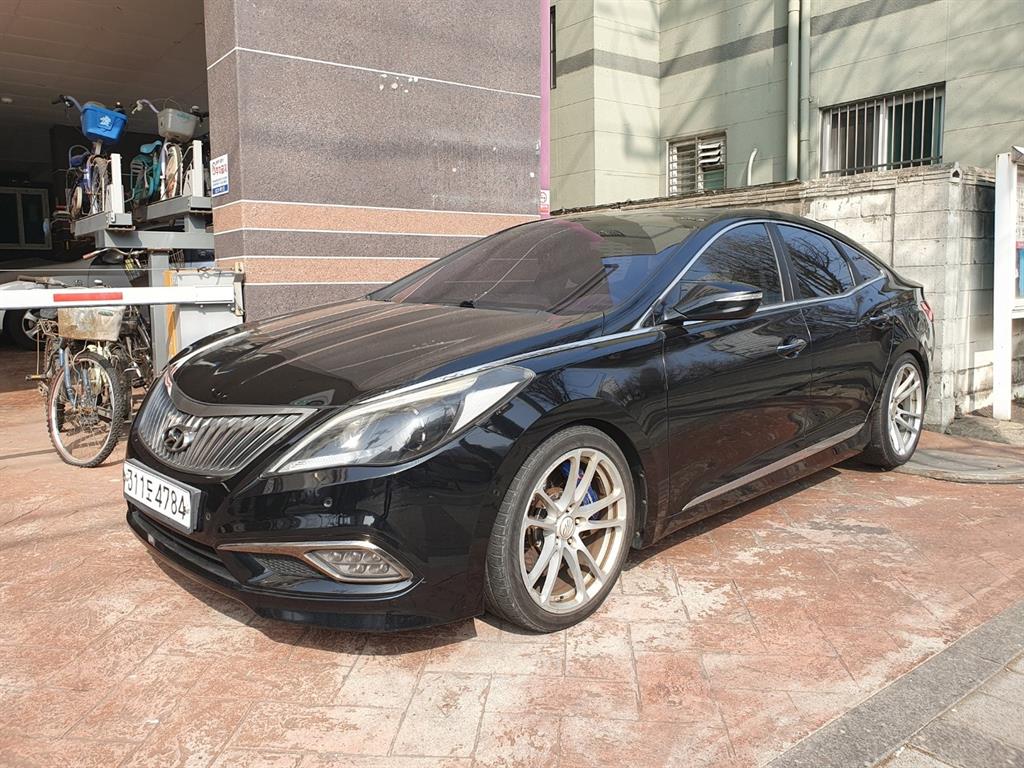 HYUNDAI Grandeur 2016 Negro - Importación desde Corea - HF Imports Iquique - Foto 1