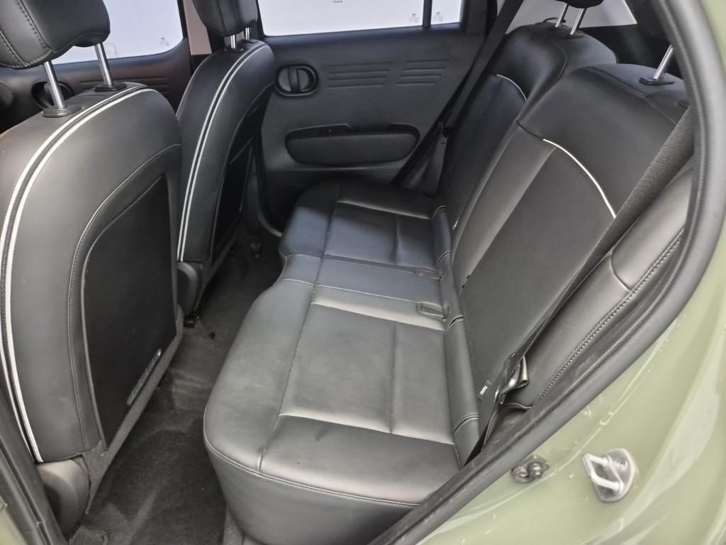 HYUNDAI Casper - Vista 12