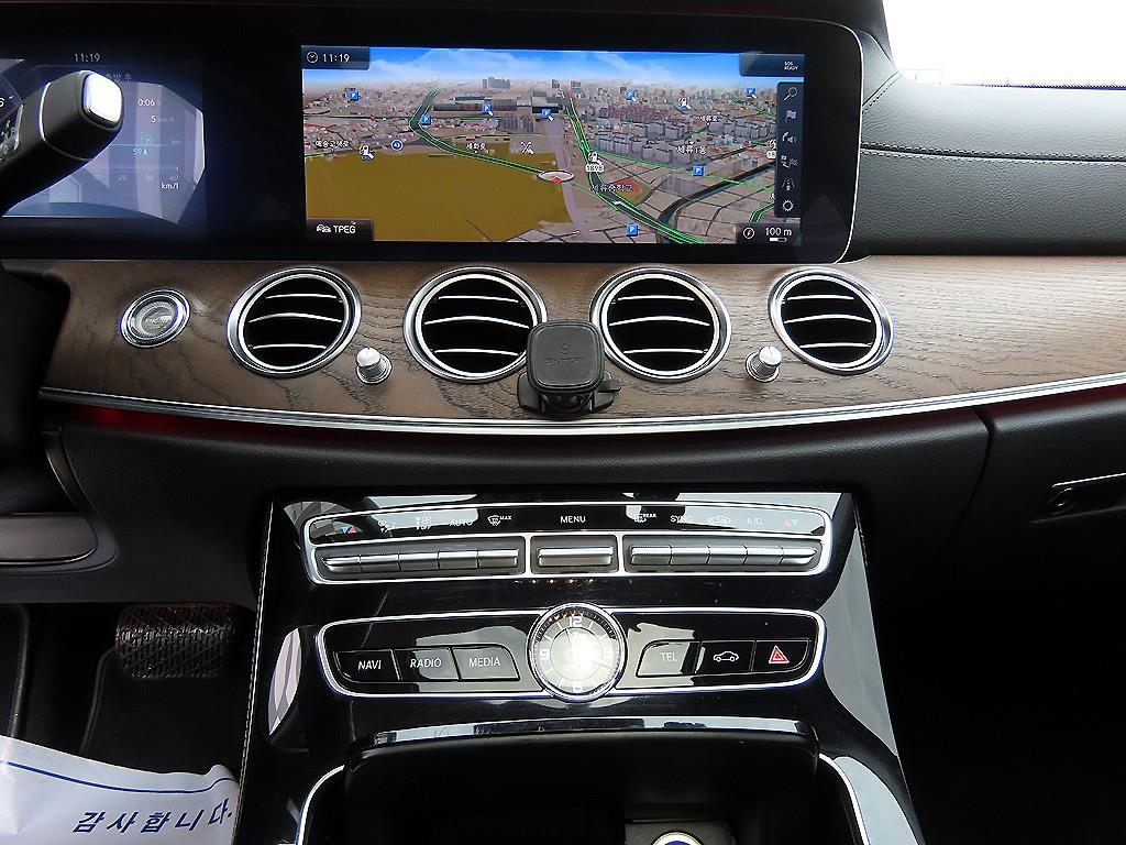 Mercedes Benz E class 2018 Blanco - Importación desde Corea - HF Imports Iquique - Foto 14