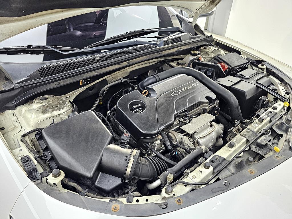 Chevrolet Malibu - Vista 6