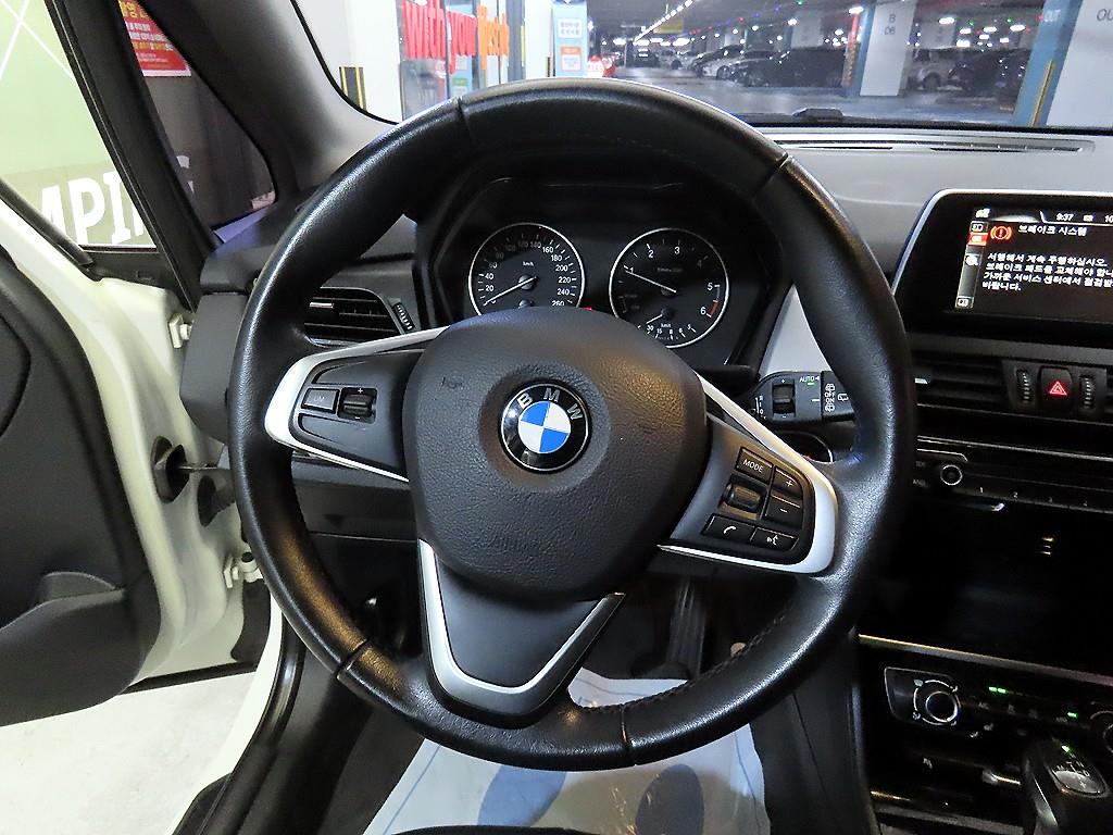 BMW 2 series - Vista 8