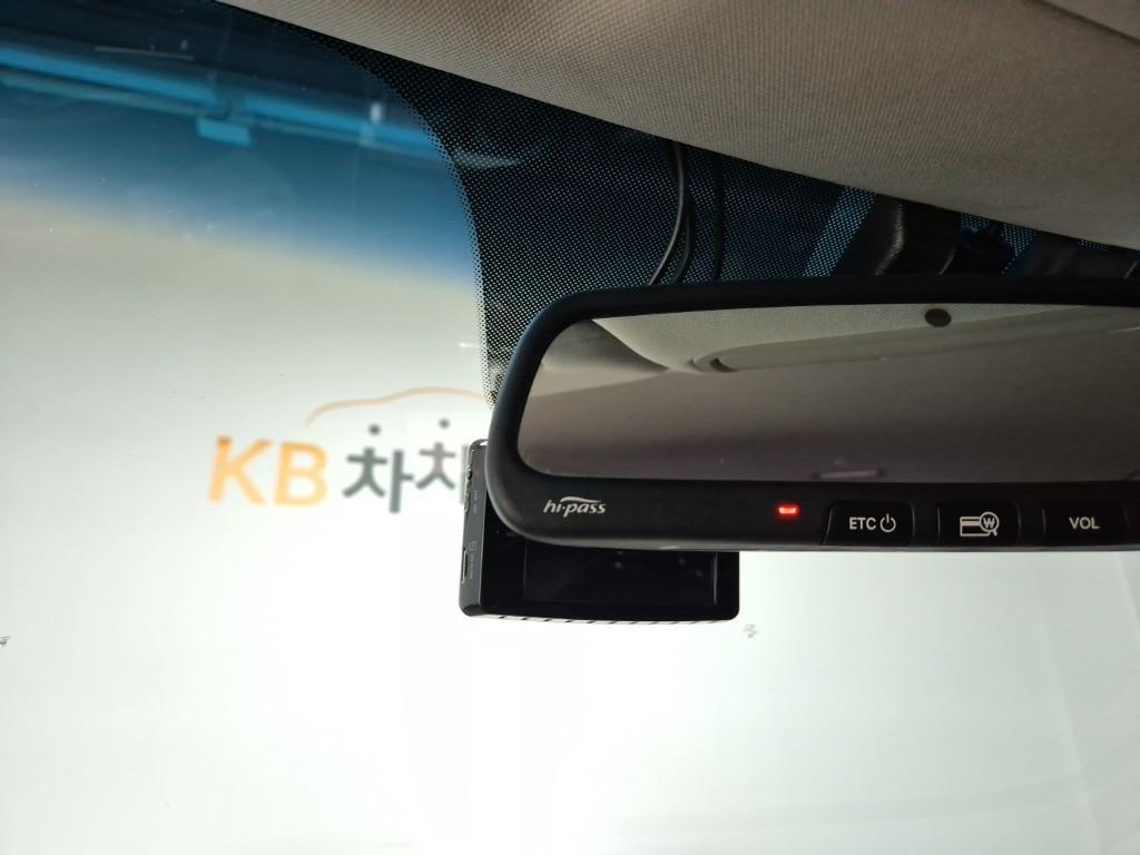 KIA K7 2016 Negro - Importación desde Corea - HF Imports Iquique - Foto 17