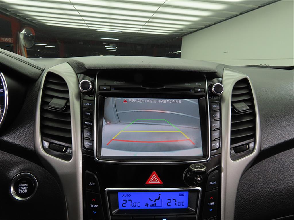 HYUNDAI i30 2014 Blanco - Importación desde Corea - HF Imports Iquique - Foto 17