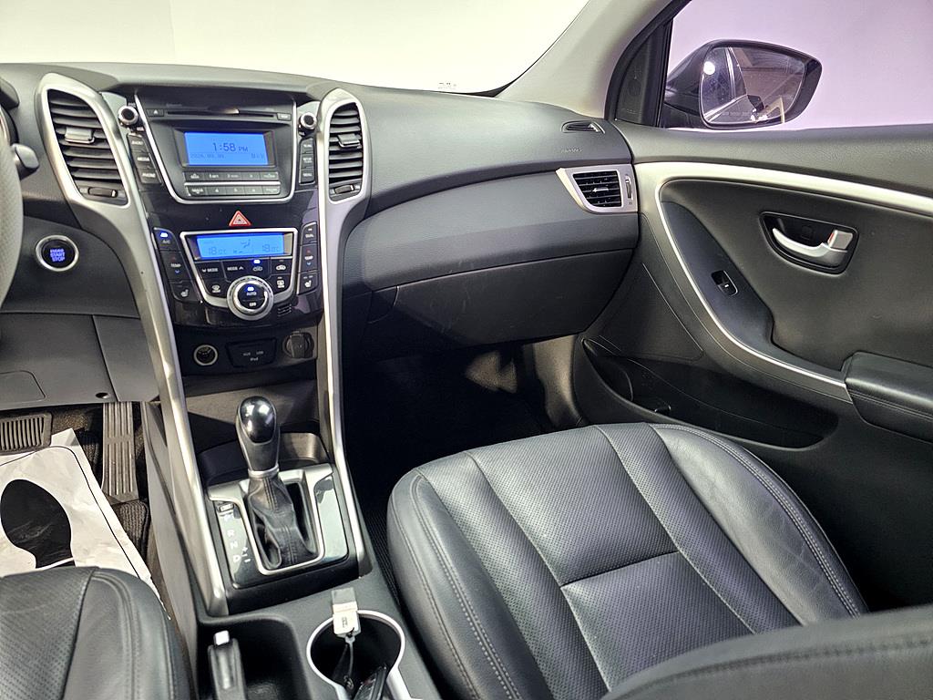 HYUNDAI i30 - Vista 10