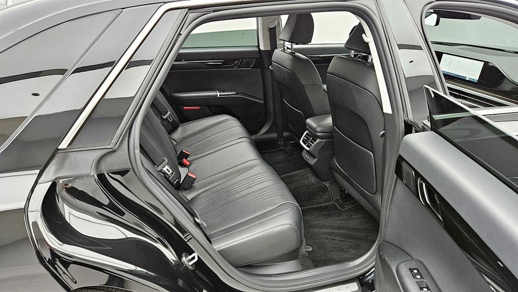 HYUNDAI Grandeur - Vista 7