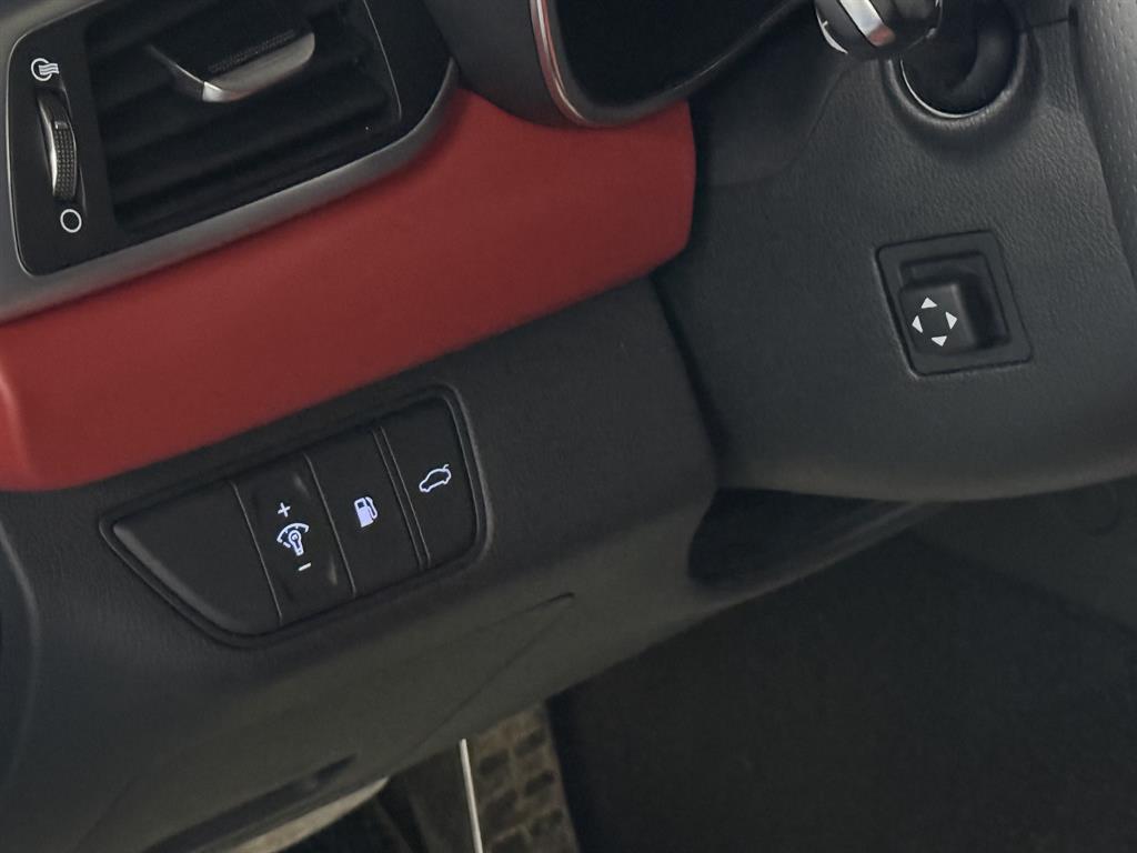 Genesis G70 - Vista 10