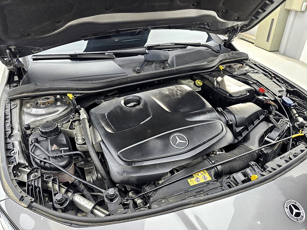 Mercedes Benz CLA Class - Vista 6