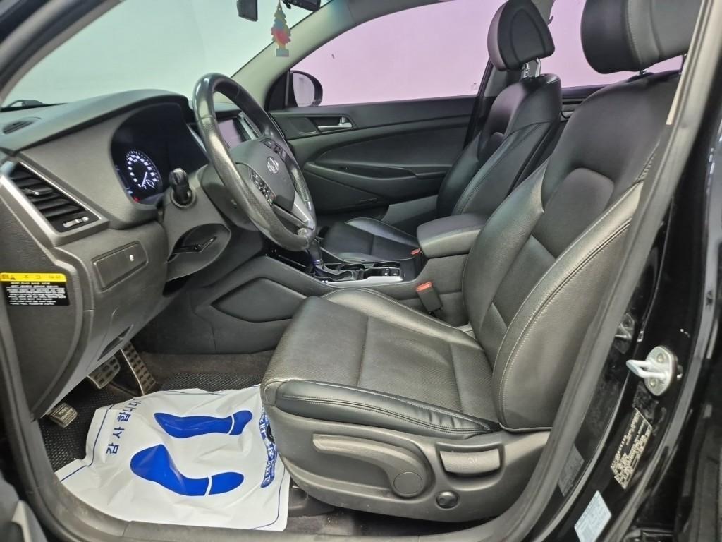 HYUNDAI Tucson - Vista 11