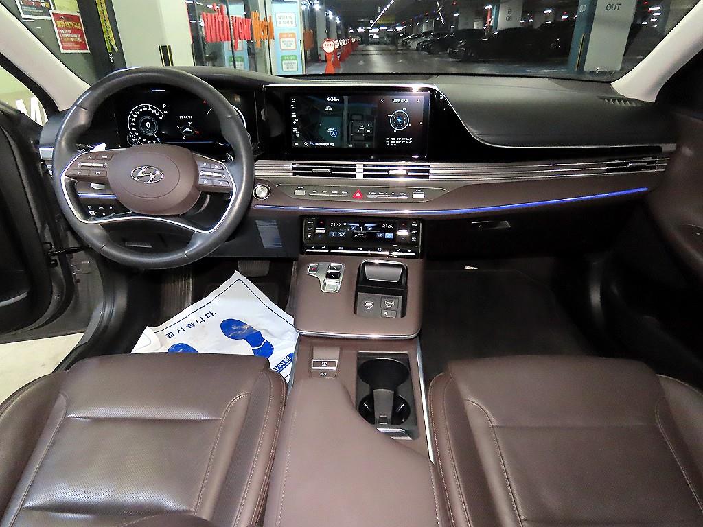 HYUNDAI Grandeur - Vista 10