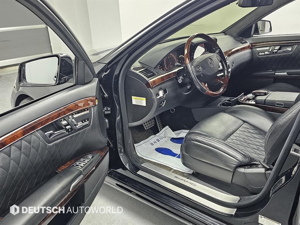 Mercedes Benz S Class - Vista 10