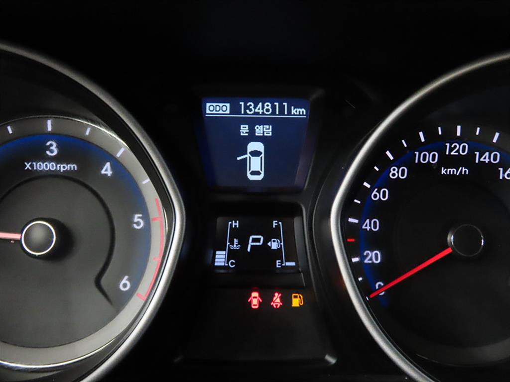 HYUNDAI i30 - Vista 9