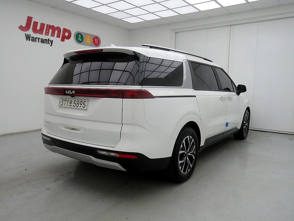 KIA Carnival - Vista 4