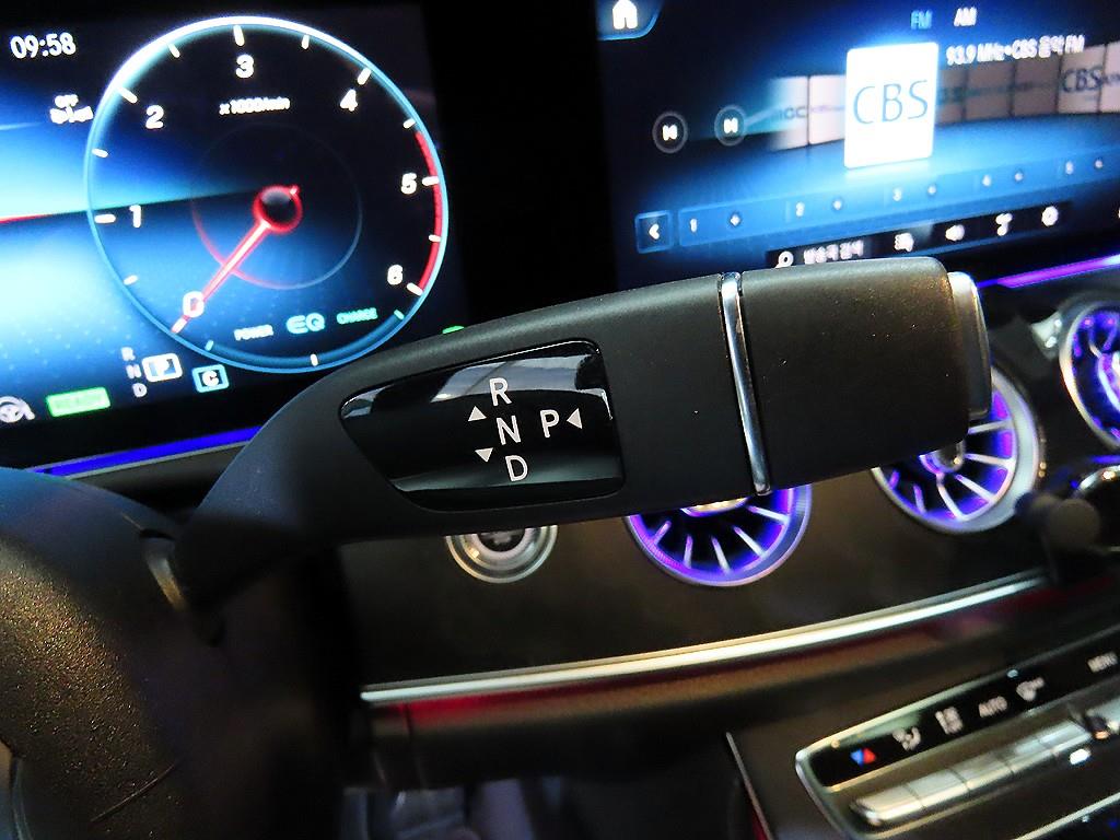 Mercedes Benz CLS Class - Vista 12