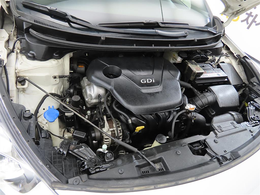 HYUNDAI i30 2014 Blanco - Importación desde Corea - HF Imports Iquique - Foto 19