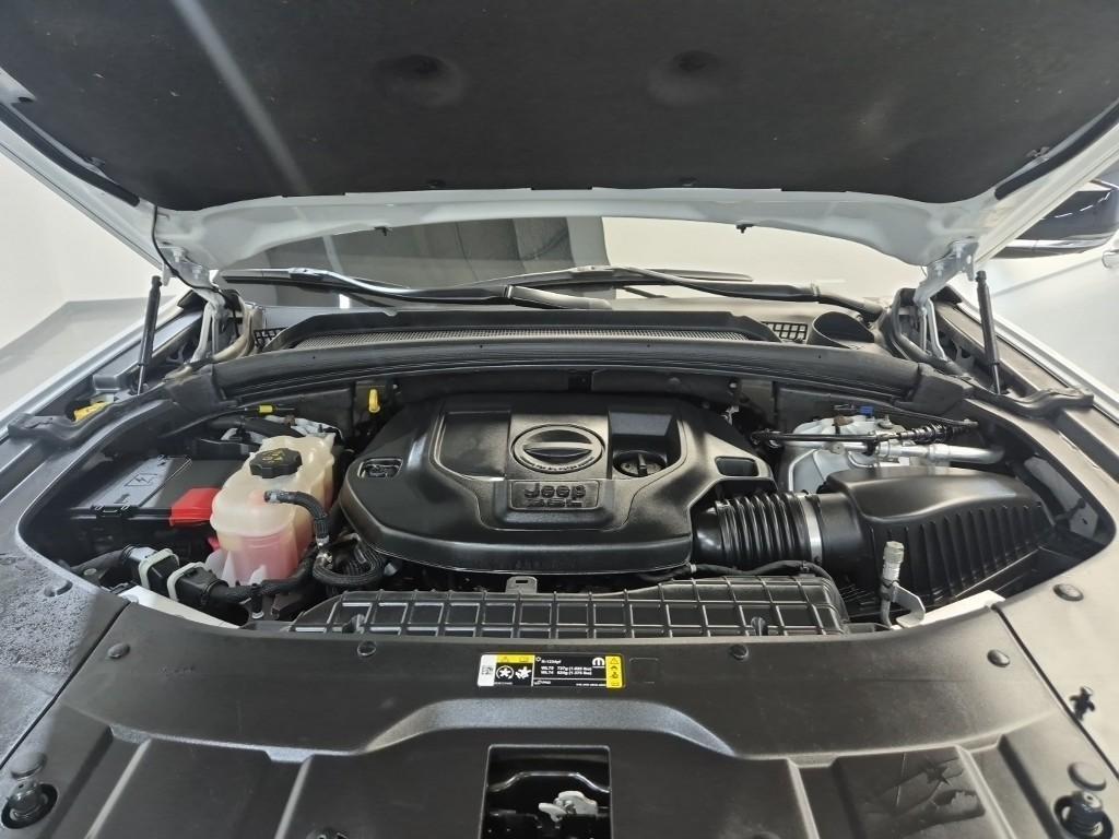 Jeep Cherokee - Vista 5