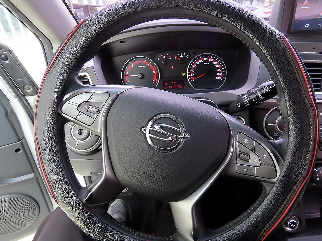 Ssangyong Korando - Vista 8