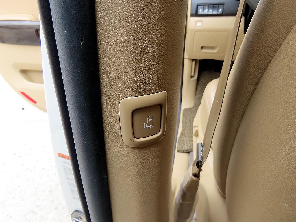 KIA Carnival 2019 Blanco - Importación desde Corea - HF Imports Iquique - Foto 18