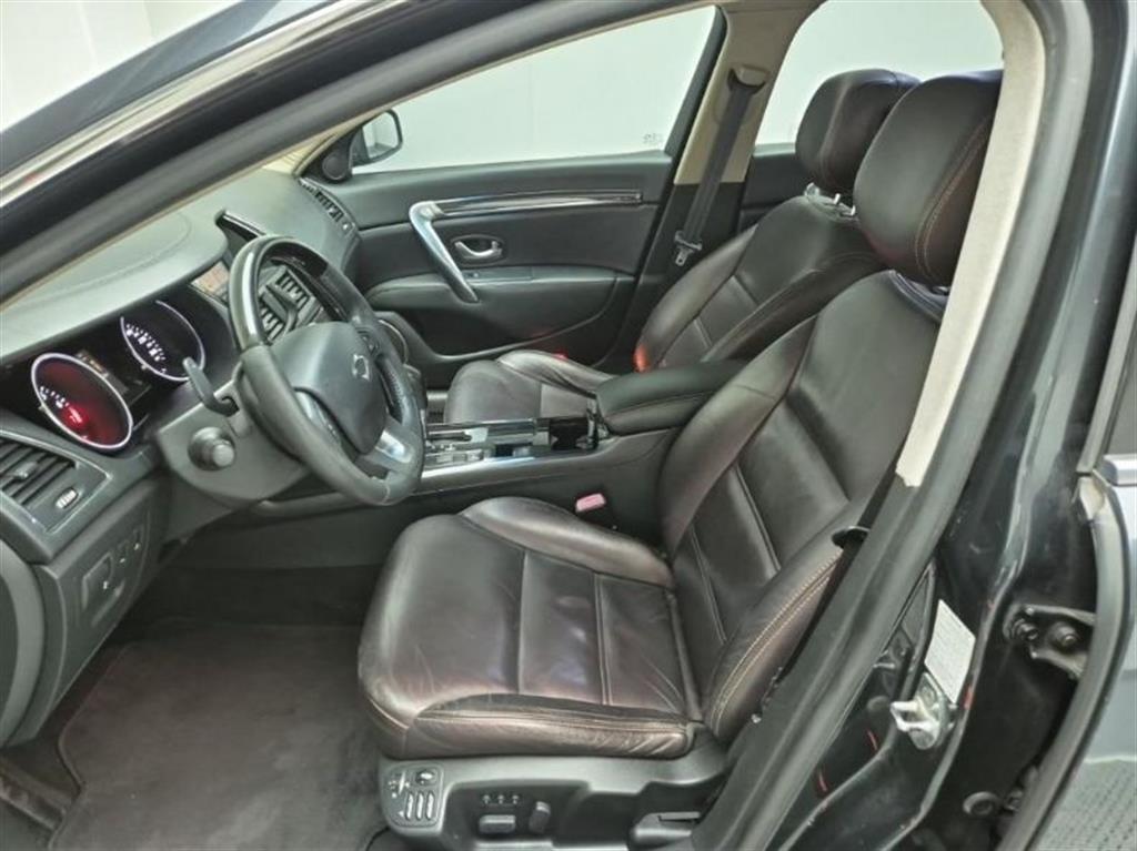 SAMSUNG SM7 - Vista 11