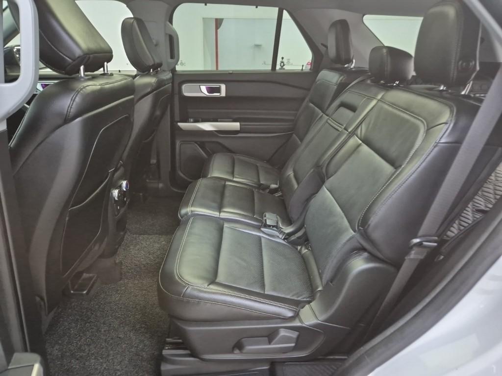 Ford Explorer - Vista 12