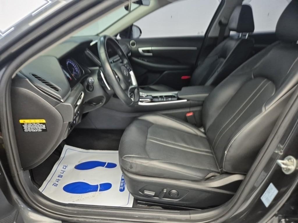 HYUNDAI Sonata - Vista 11