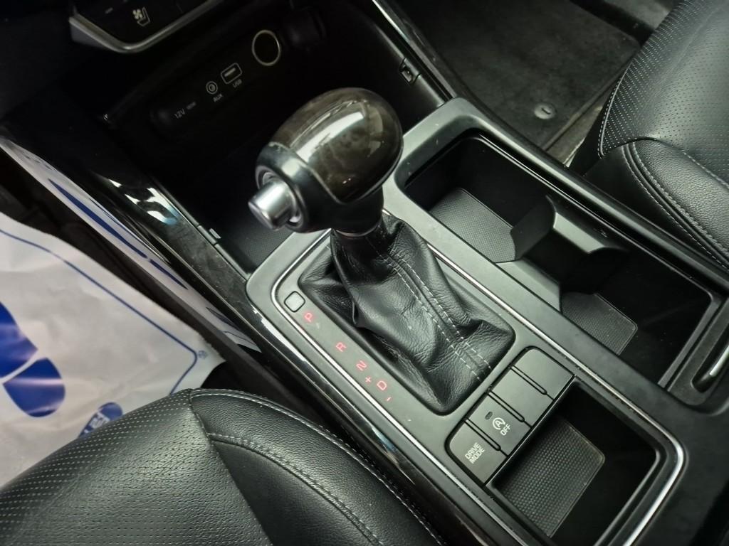 KIA Sorento - Vista 8