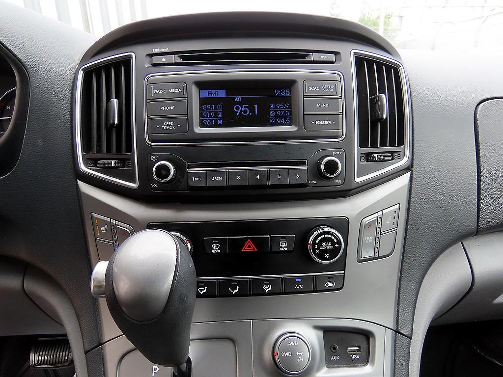 HYUNDAI Starex 2016 Amarillo - Importación desde Corea - HF Imports Iquique - Foto 13