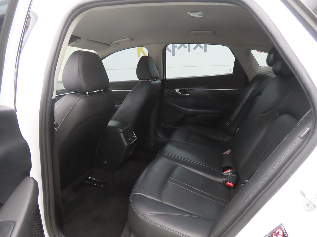 HYUNDAI Sonata - Vista 6