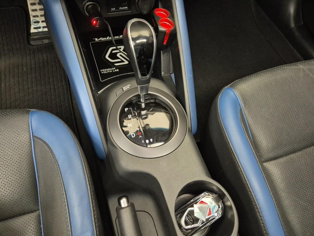 HYUNDAI Veloster - Vista 8