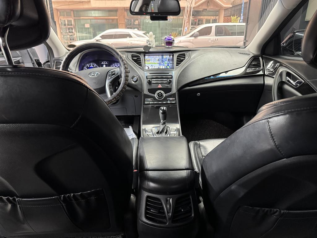 HYUNDAI Grandeur 2016 Negro - Importación desde Corea - HF Imports Iquique - Foto 19