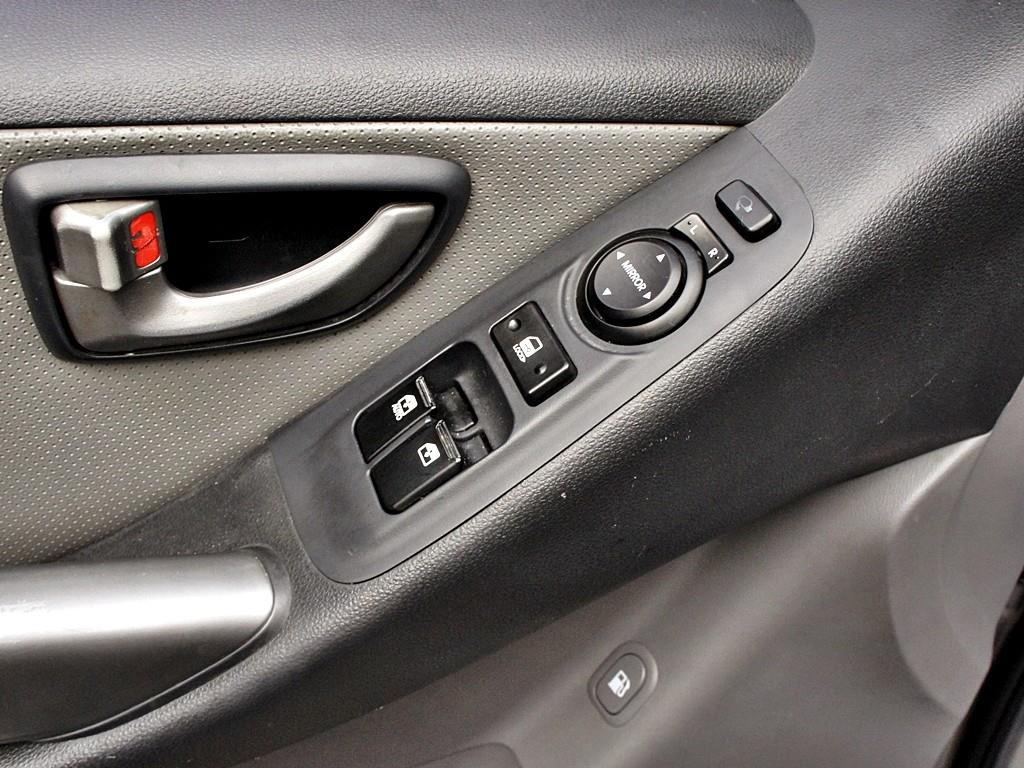 HYUNDAI Starex 2018 Gris - Importación desde Corea - HF Imports Iquique - Foto 13