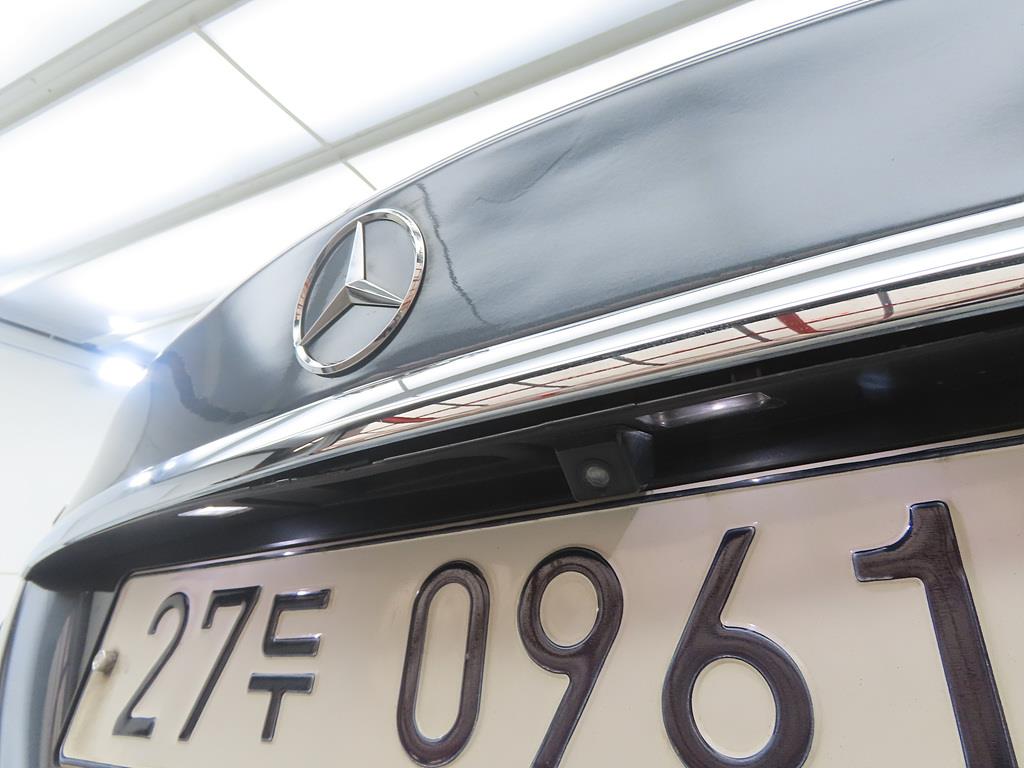 Mercedes Benz C Class 2016 Gris - Importación desde Corea - HF Imports Iquique - Foto 17