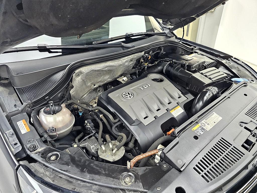Volkswagen Tiguan - Vista 6