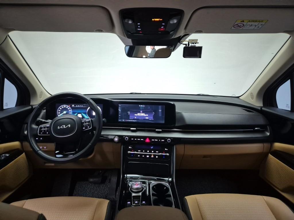 KIA Carnival - Vista 7