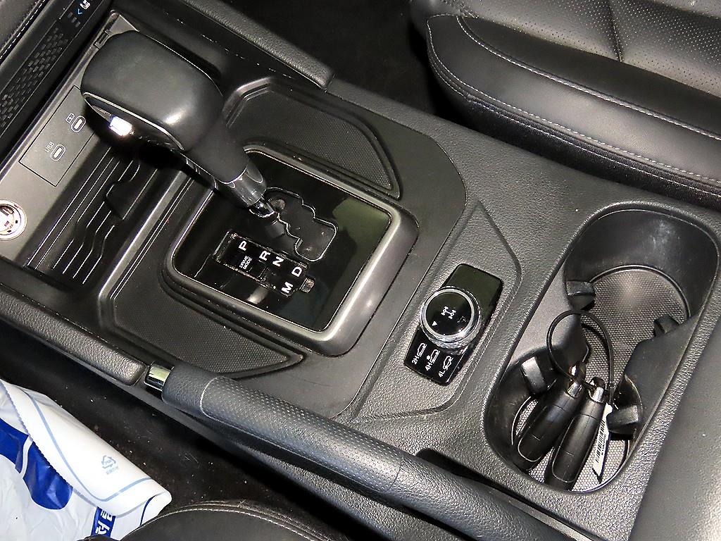 Ssangyong Rexton - Vista 12