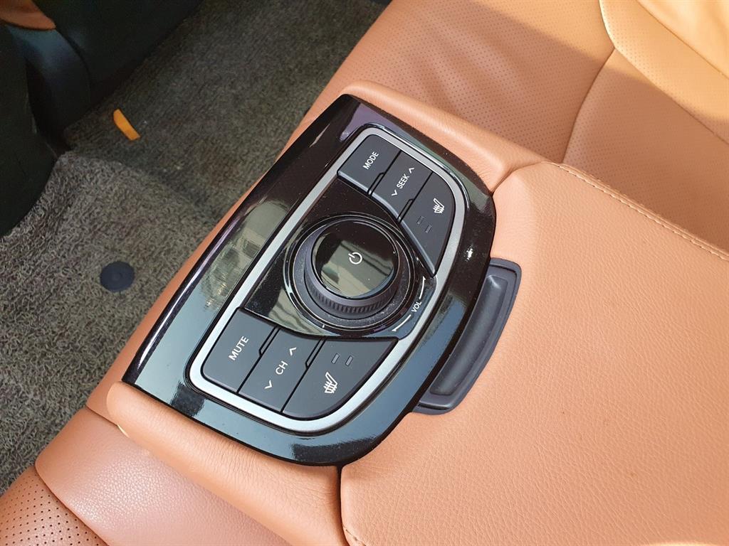 HYUNDAI Grandeur 2016 Negro - Importación desde Corea - HF Imports Iquique - Foto 17