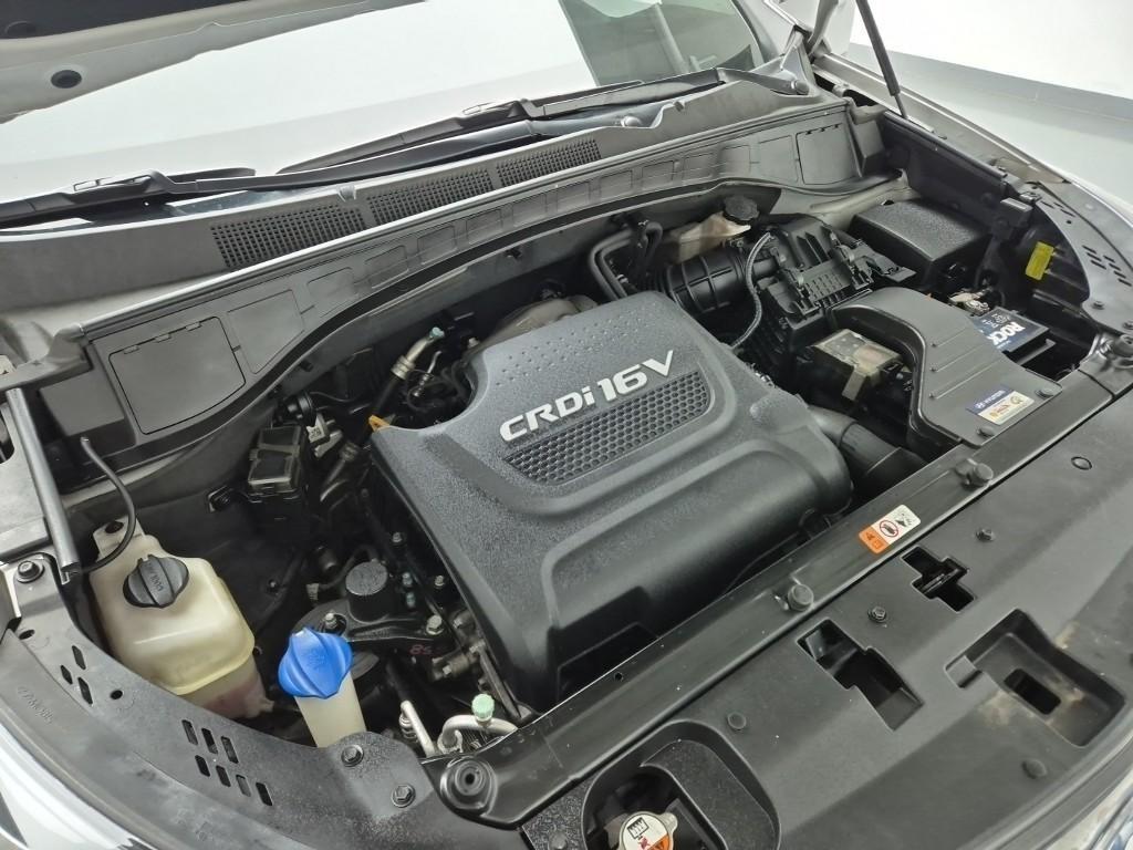 HYUNDAI Maxcruz - Vista 5