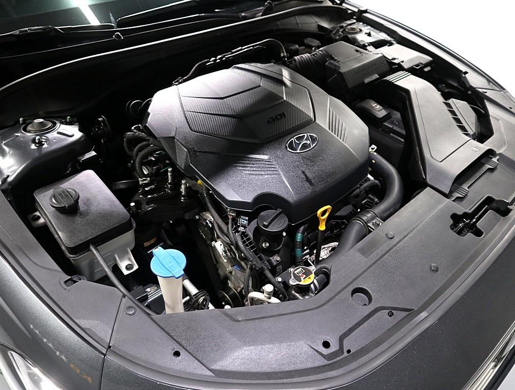 HYUNDAI Grandeur - Vista 6