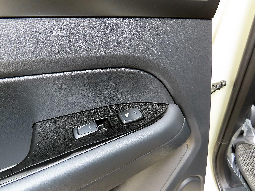 Ssangyong Rexton 2024 the color of pearl - Importación desde Corea - HF Imports Iquique - Foto 14