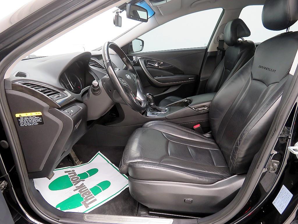 HYUNDAI Grandeur - Vista 5