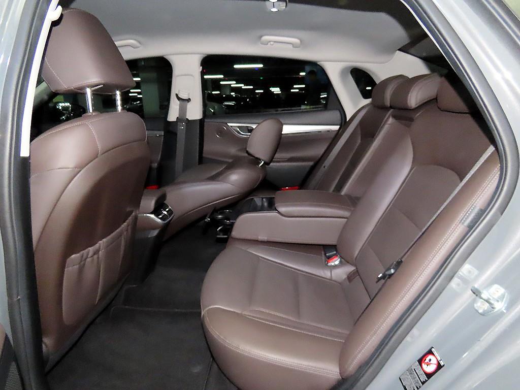 HYUNDAI Grandeur - Vista 7