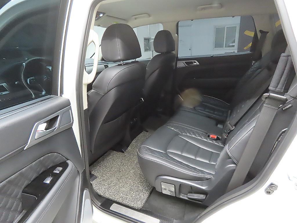 Ssangyong Rexton 2021 Blanco - Importación desde Corea - HF Imports Iquique - Foto 9