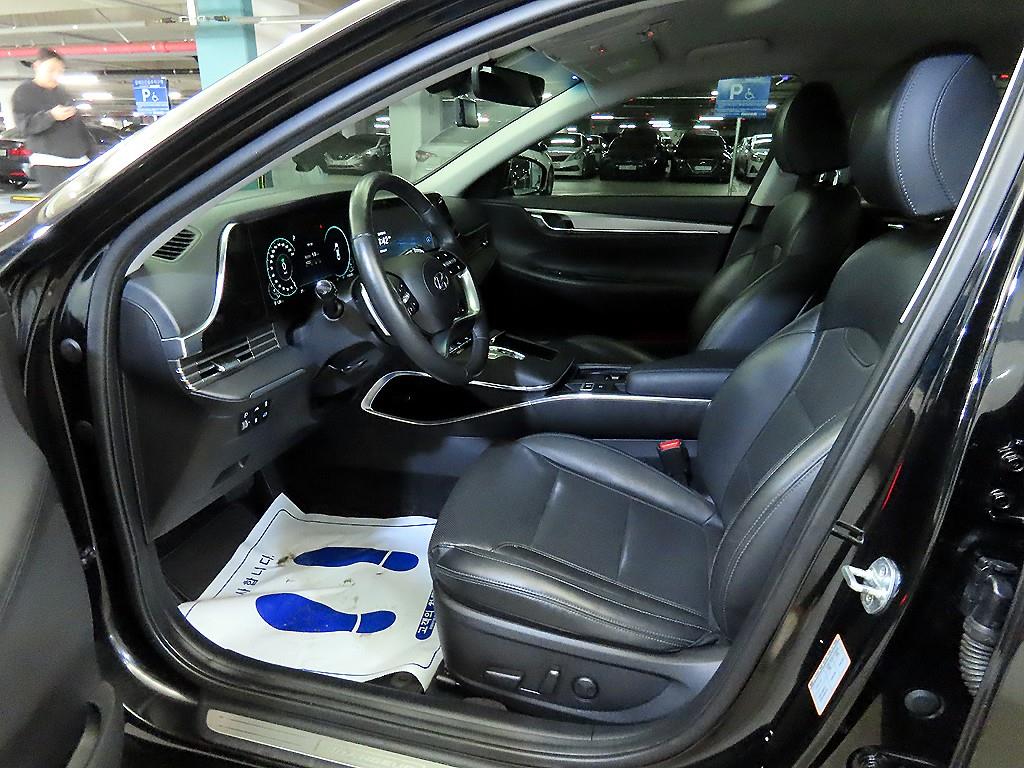 HYUNDAI Grandeur - Vista 6