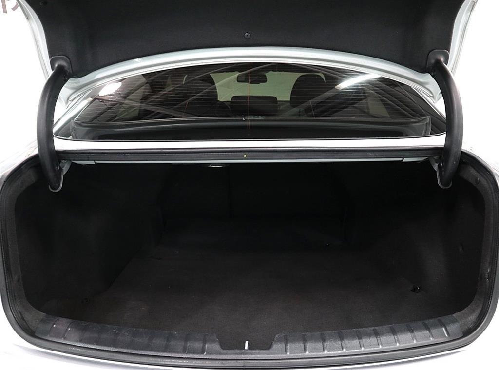 HYUNDAI i40 2014 Gris - Importación desde Corea - HF Imports Iquique - Foto 17